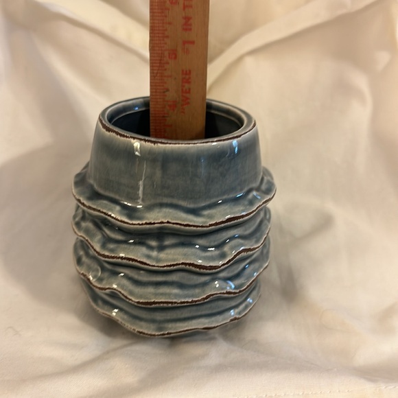 New Creative Coop Blue Ruffled Vase - Picture 4 of 4